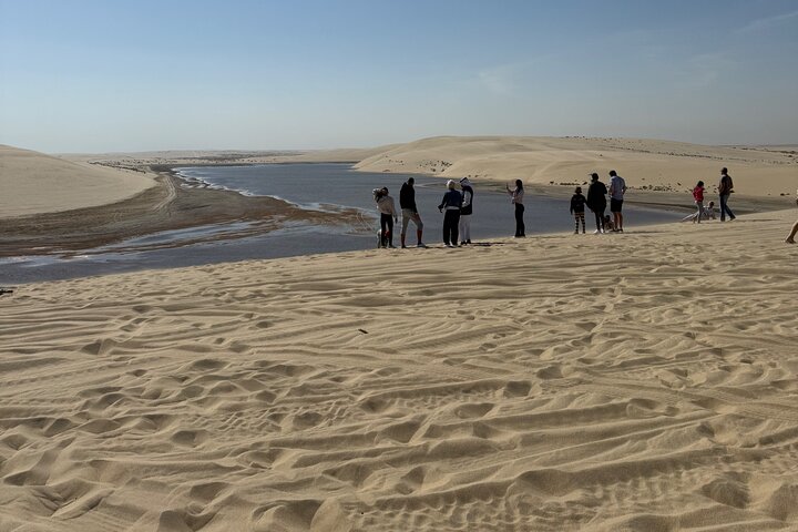 Doha: Safari în deșert la răsărit cu sandboarding și plimbare cu cămila