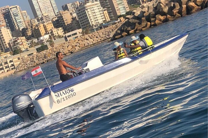 Beirut: Stadtrundfahrt und Bootsfahrt zu den Raouche Rocks