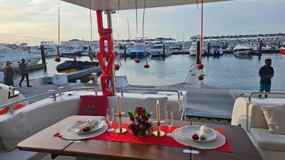 Dubaï : dîner romantique privé en yacht