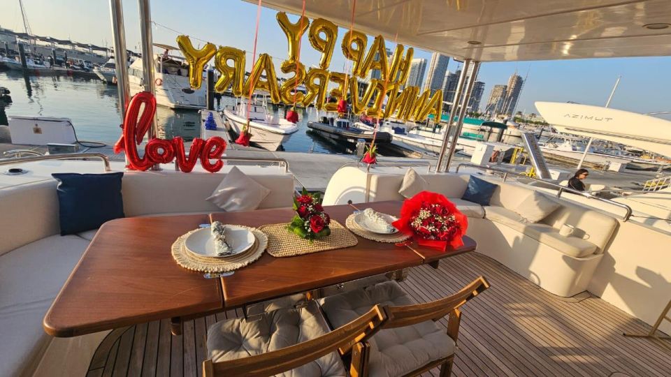 Dubaï : dîner romantique privé en yacht