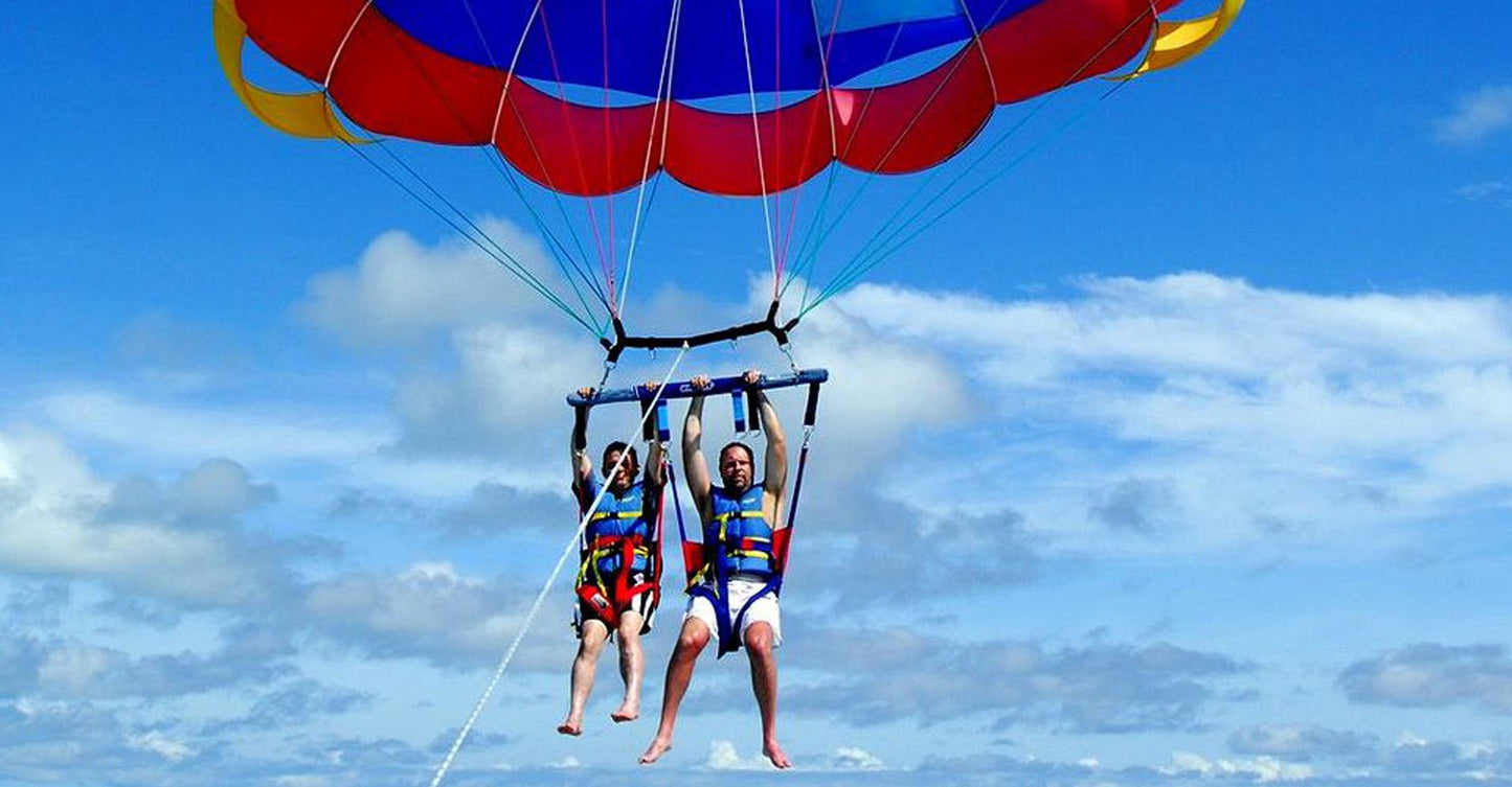 Hurghada: przygoda z parasailingiem z prywatnymi transferami