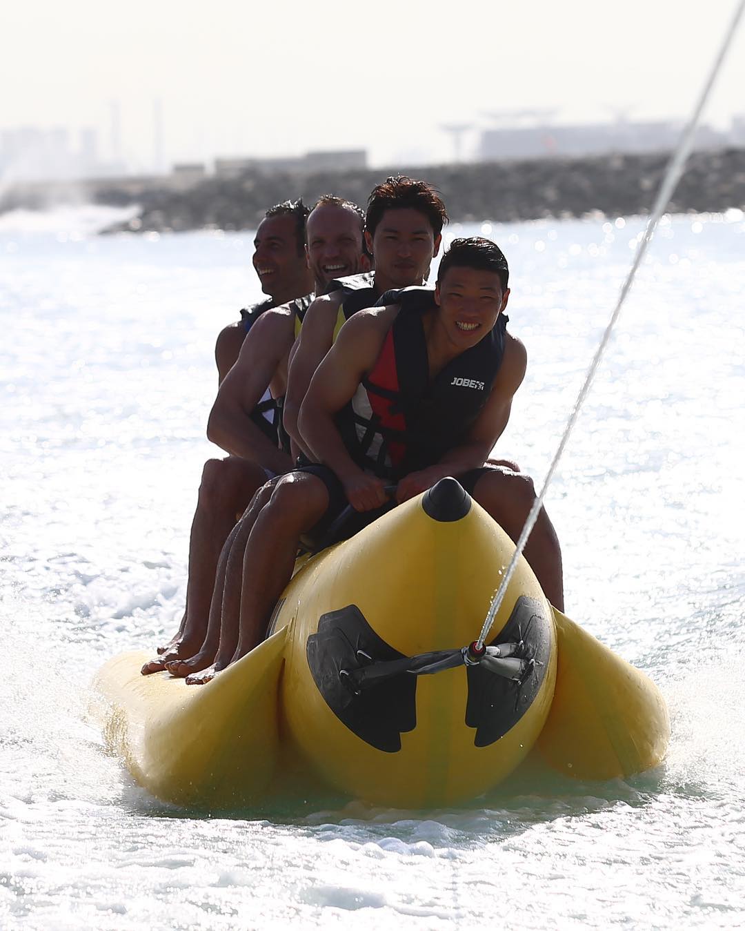 Дубай: поездка на банановой лодке в пристани для яхт