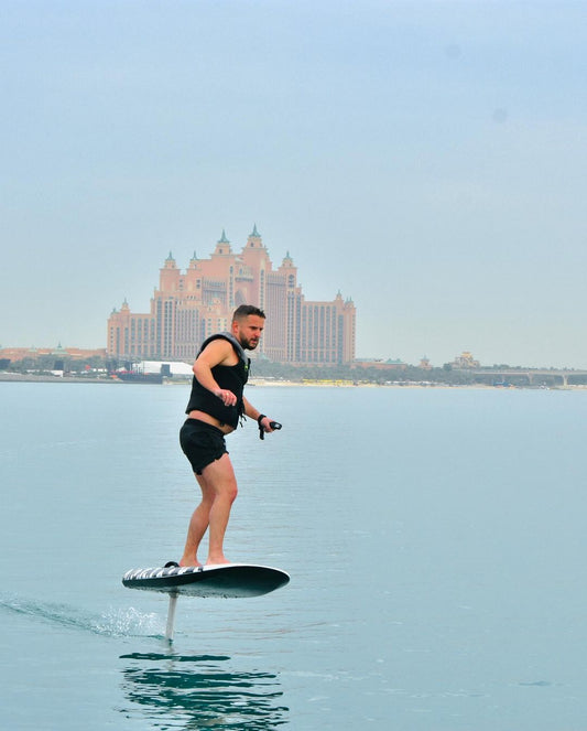 Dubai: E-Foil Experience