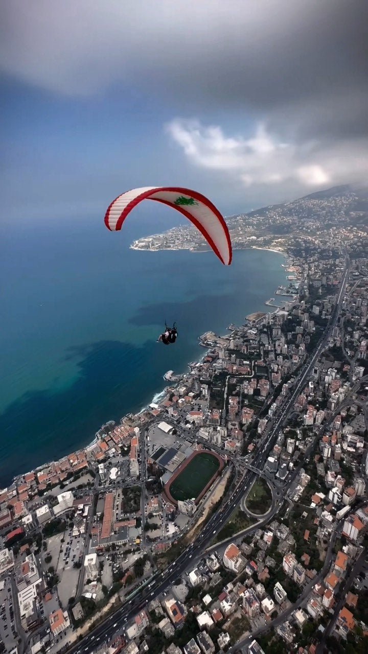 Baía de Jounieh: Atividade de Parapente