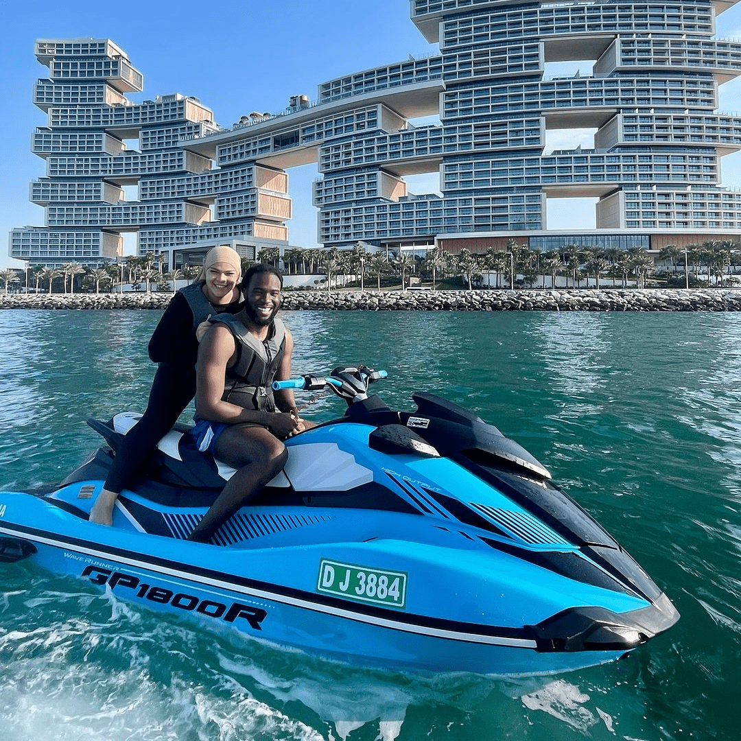 Дубай: опыт катания на гидроцикле