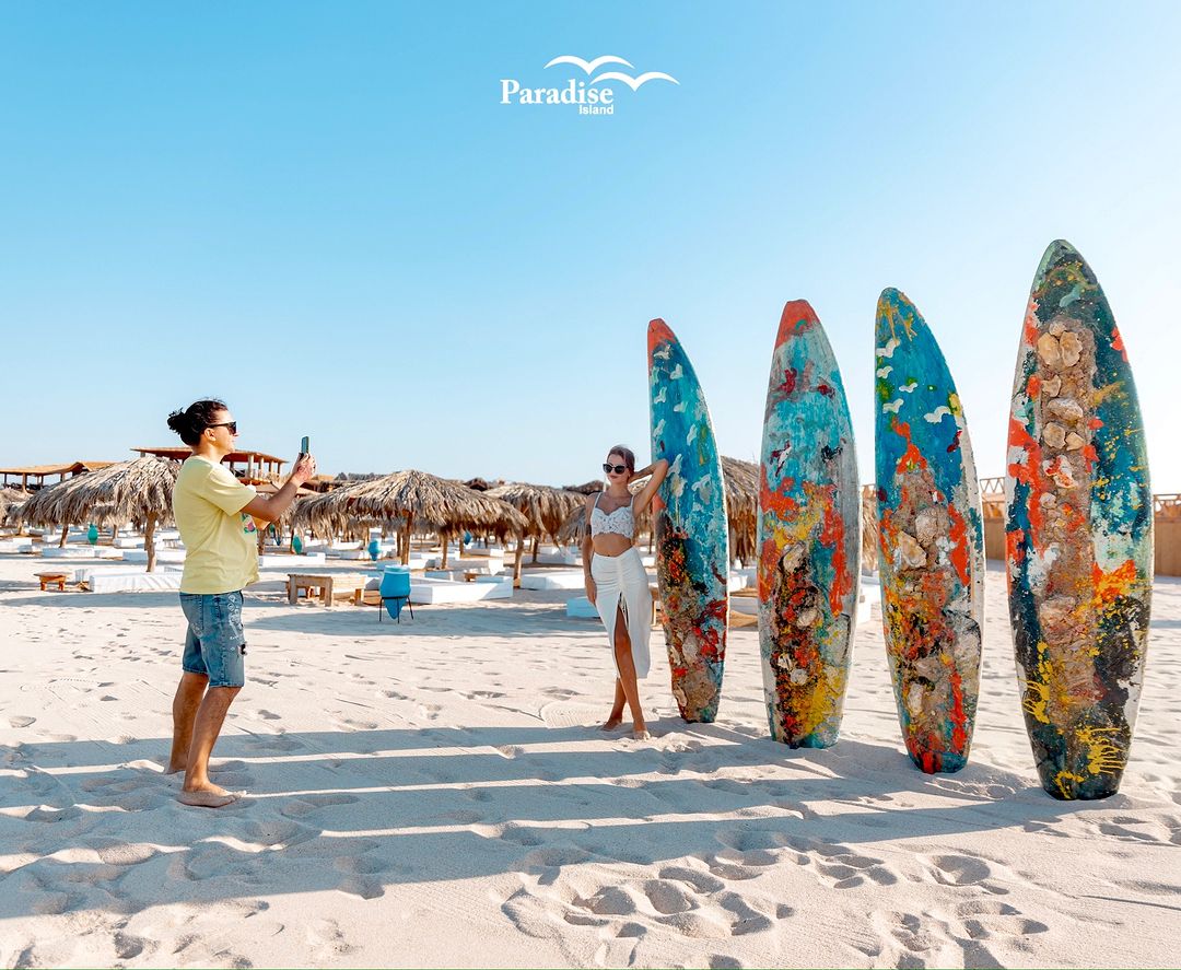 Hurghada: Crociera al tramonto a Paradise Island, snorkeling e pranzo