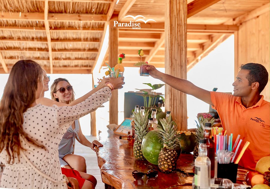 Hurghada: Crociera al tramonto a Paradise Island, snorkeling e pranzo