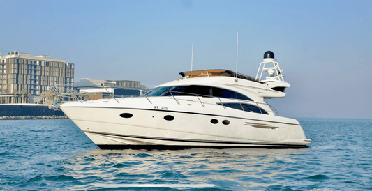 Dubai: închiriere privată de iahturi de lux 60 ft