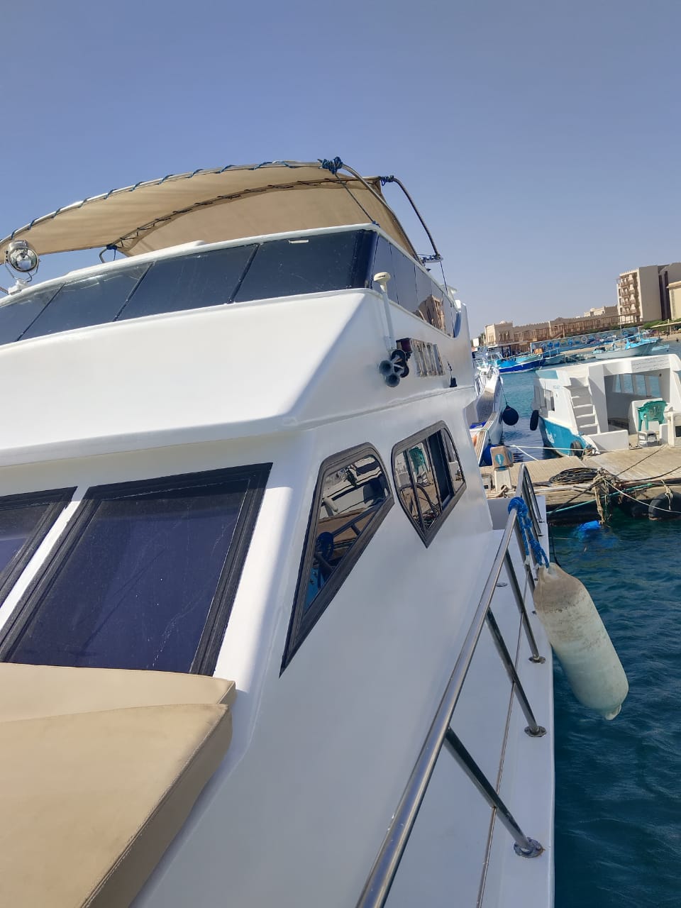 Hurghada: Prywatna wycieczka łodzią z rurką Tilia z lunchem i napojami bezalkoholowymi