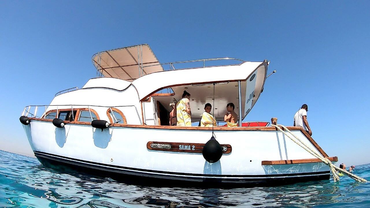 El Gouna: excursión de un día en barco privado a Bayoud