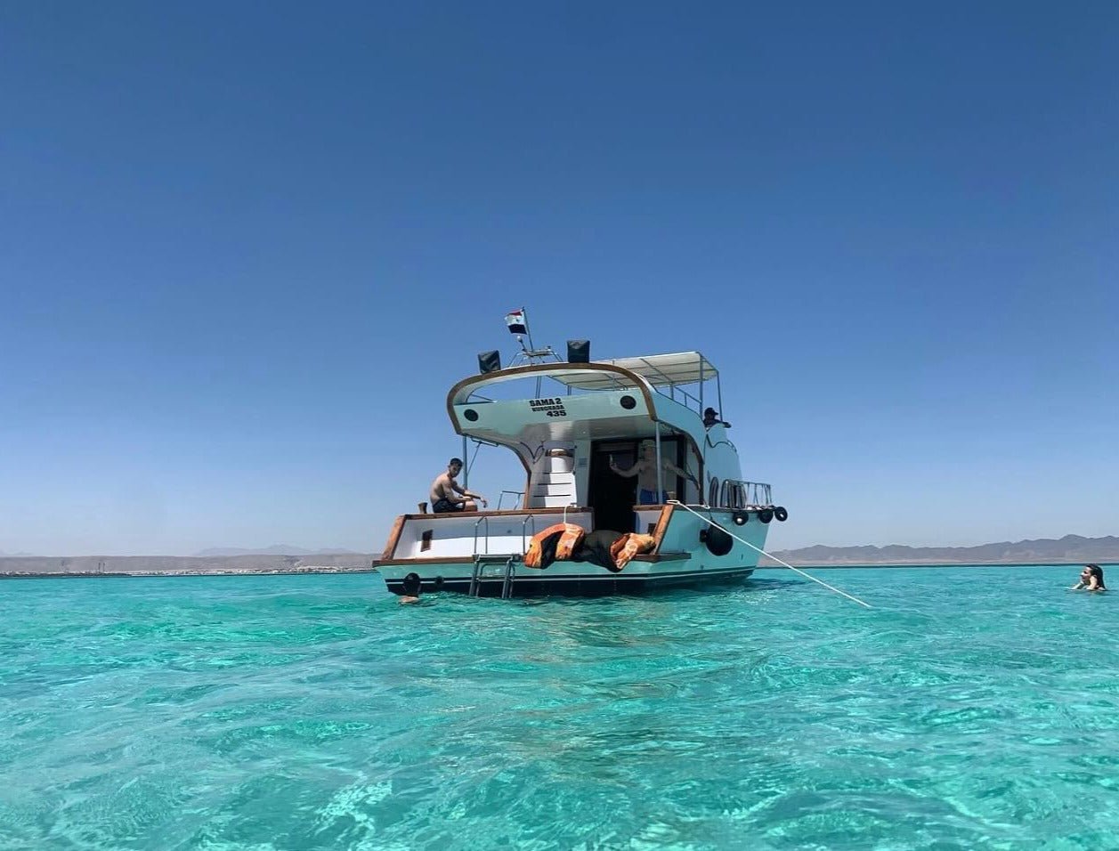 El Gouna: excursión de un día en barco privado a Bayoud