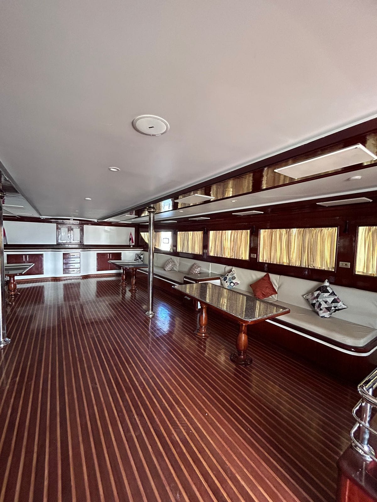 Marsa Matrouh: El Prince Private Yacht Trip to Nawras Island