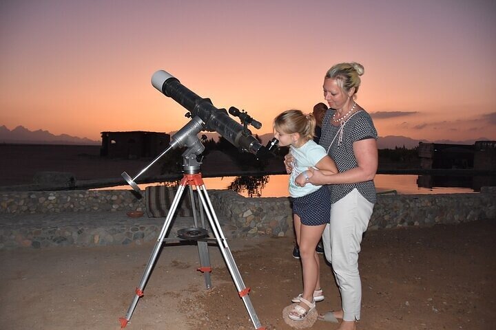 Hurghada: Stargazing Desert Trip by 4x4 Jeep & Dinner