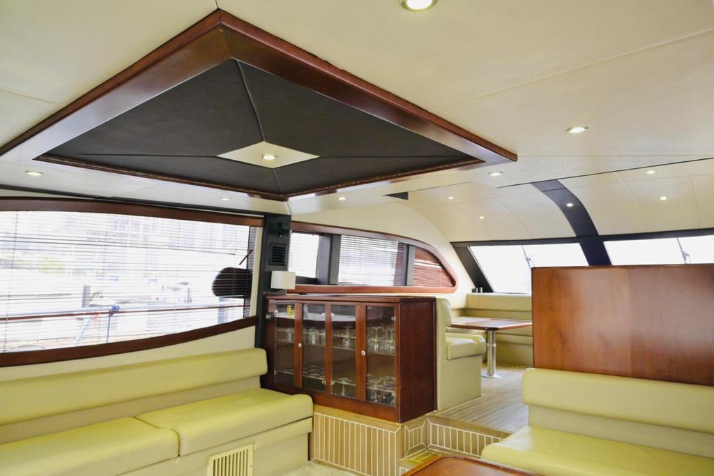 Dubai: 72 FT SuperFly Siddi Yacht Tour