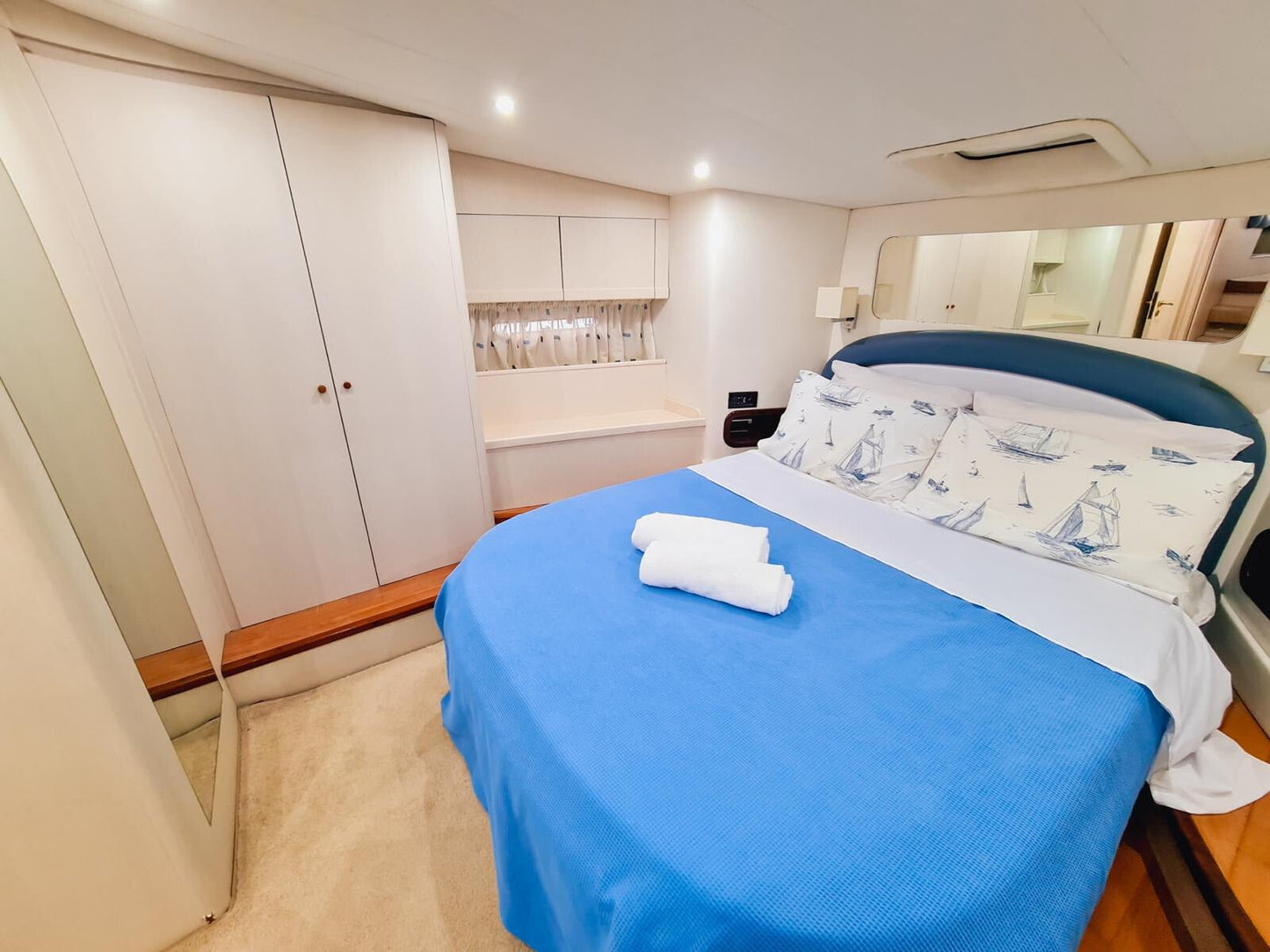 El Gouna: Private Luxury Yacht Trip on a 54FT Yacht