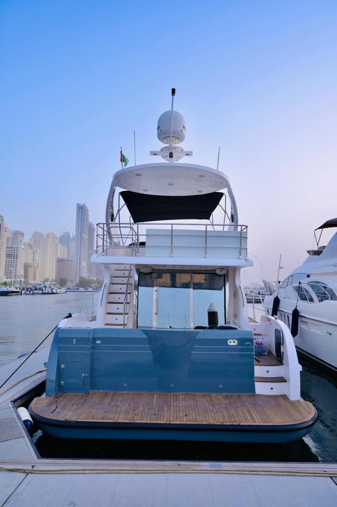 Dubai: 72 FT SuperFly Siddi Yacht Tour