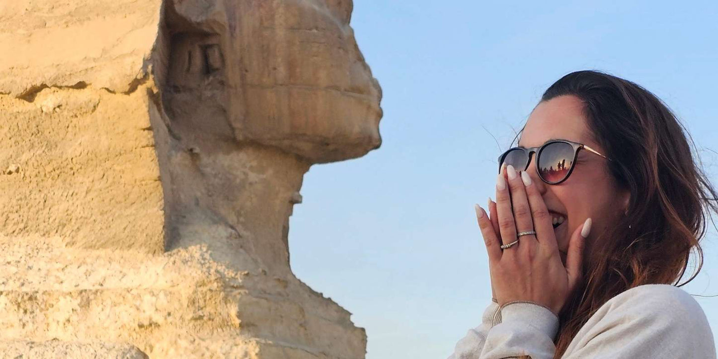 From Hurghada: Piramides van Gizeh & Egyptisch Museum Kleine Groepstour per Busje