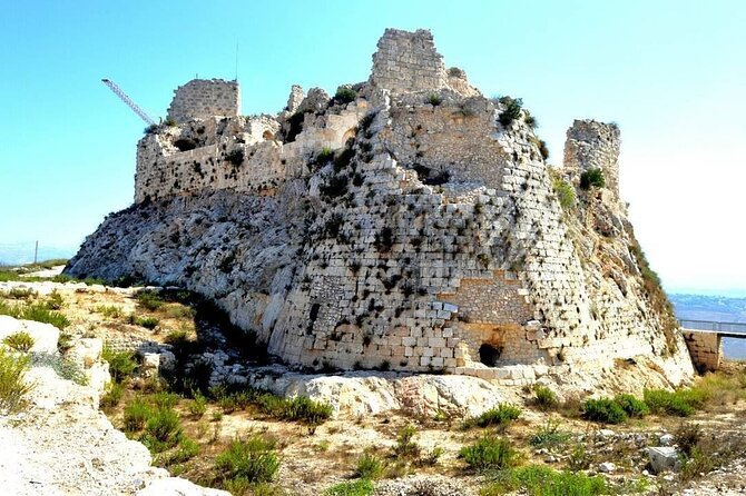 De Beirute: Excursão de um dia ao marco de Mleeta, Castelo de Beaufort e Templo de Eshmun