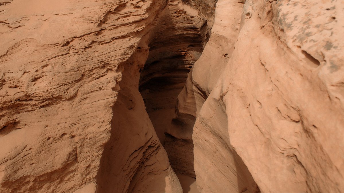 Agadir: tour guidato di sandboarding sulle dune di Timlalin e nel canyon