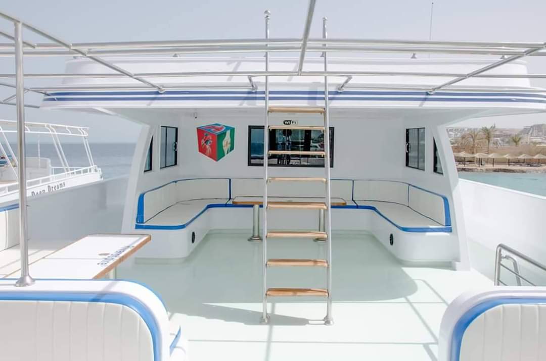 Hurghada: viagem de mergulho com snorkel em barco particular ALS-Voyage com lanches e refrigerantes