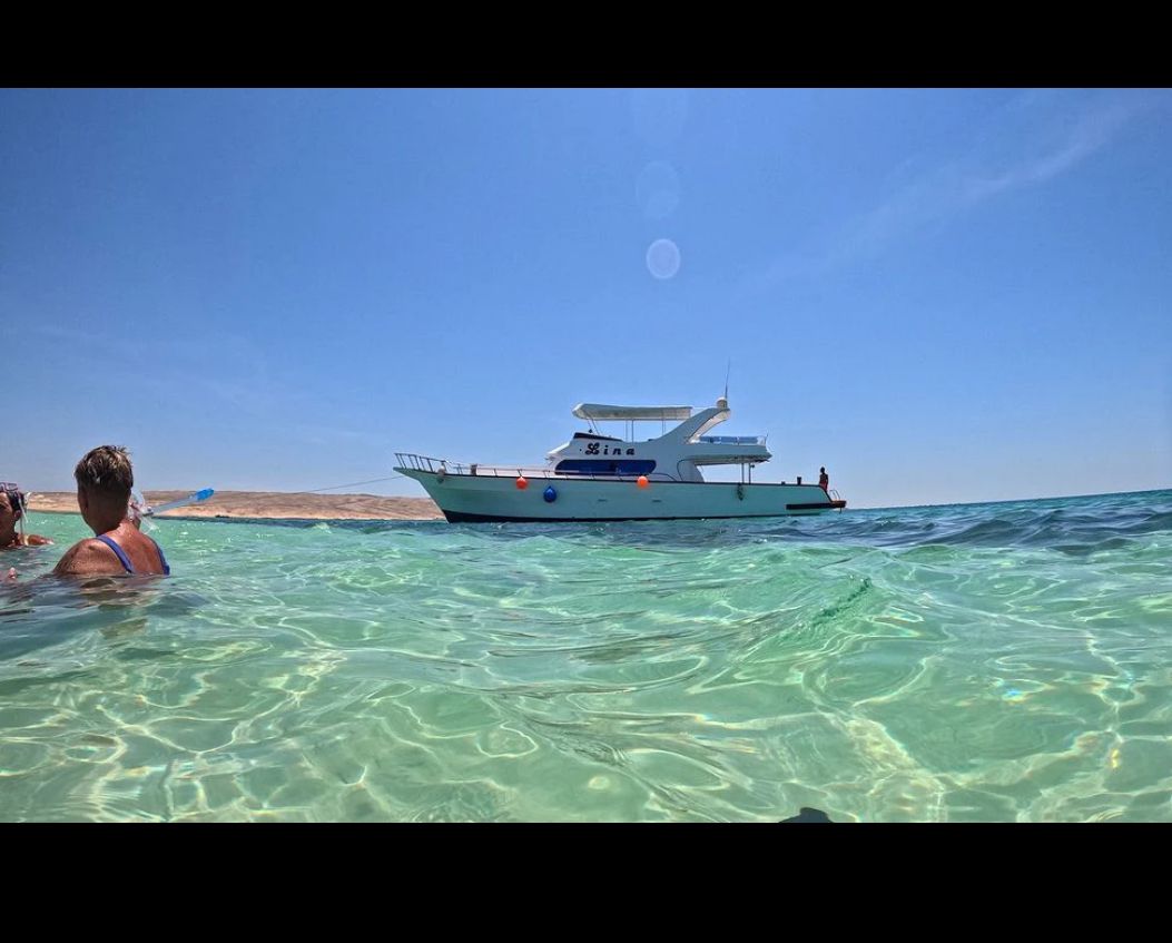 Hurghada: Lina Private Boat Snorkeling Trip with Lunch and Soft Drinks