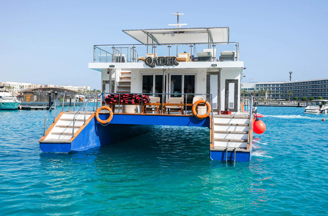 Marassi: Gita in Yacht Privato con Nuoto e Pranzo Opzionale sulla Costa Nord