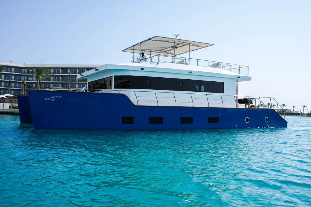 Marassi: Gita in Yacht Privato con Nuoto e Pranzo Opzionale sulla Costa Nord