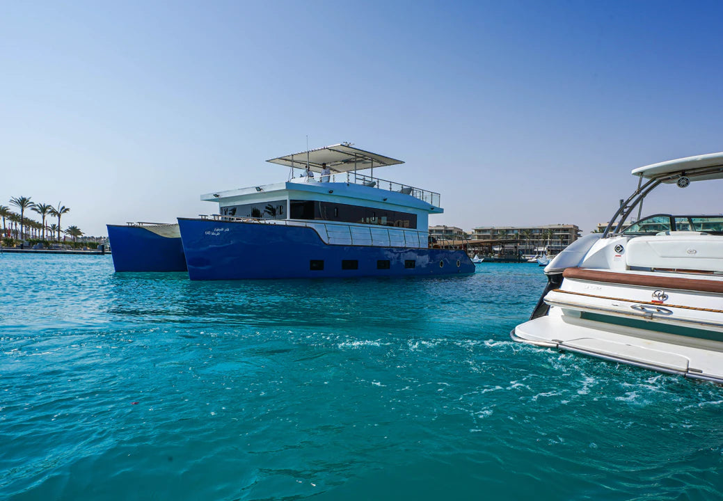 Marassi: Gita in Yacht Privato con Nuoto e Pranzo Opzionale sulla Costa Nord
