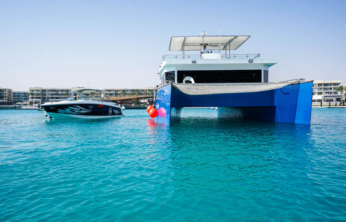 Marassi: Gita in Yacht Privato con Nuoto e Pranzo Opzionale sulla Costa Nord
