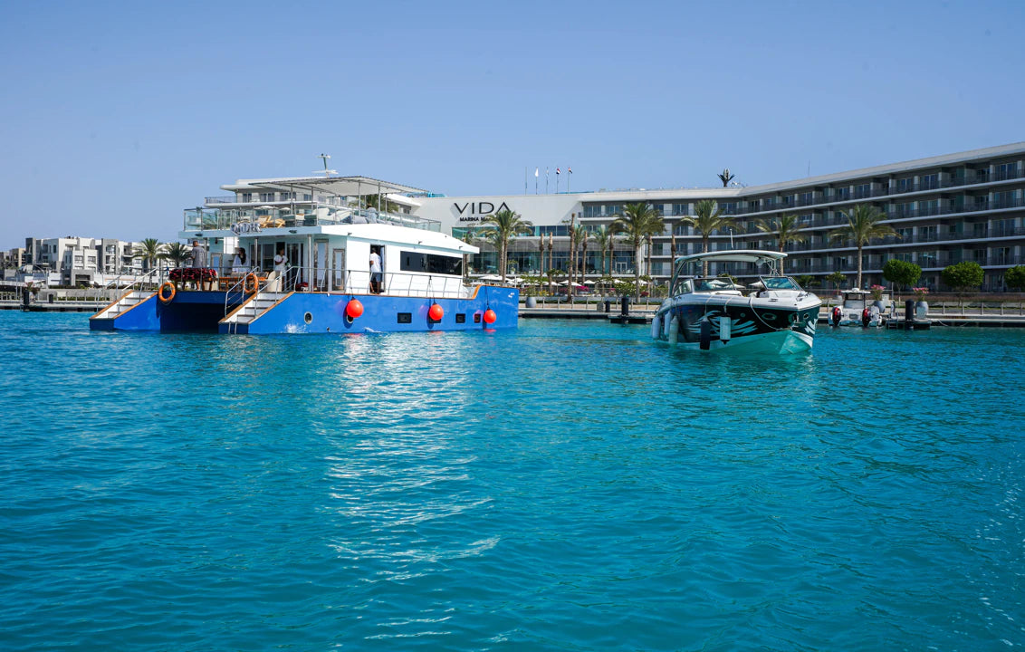 Marassi: Gita in Yacht Privato con Nuoto e Pranzo Opzionale sulla Costa Nord