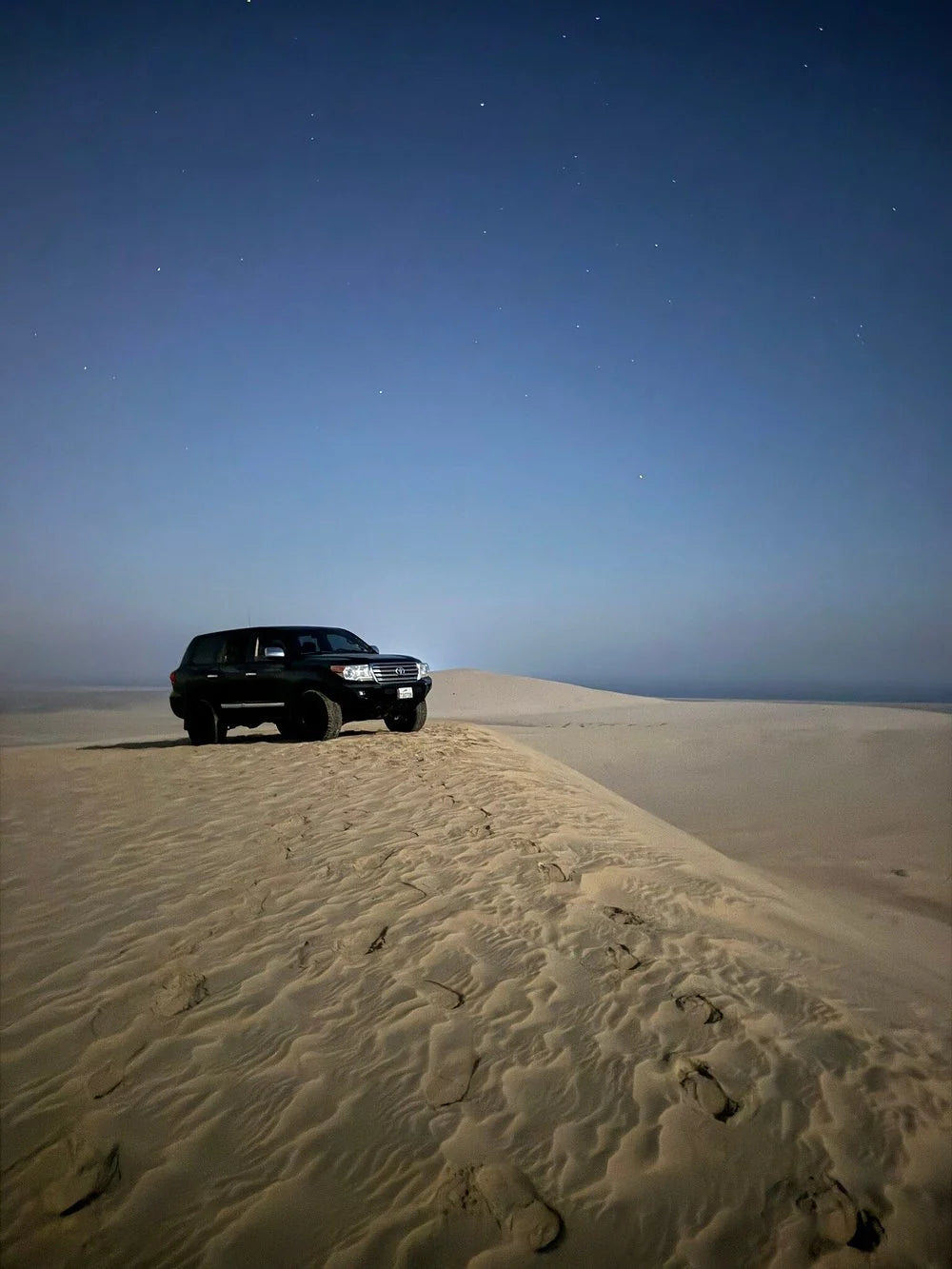 Doha: Desert Safari at Night with Stargazing and Dune Bashing