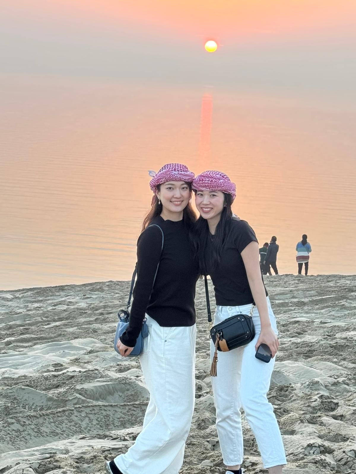 Doha: Half-Day Desert Safari Trip with Dune Bashing, Inland Sea and Sunrise or Sunset Views