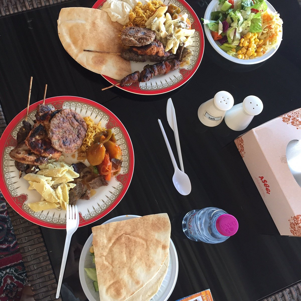Doha: experiência noturna de acampamento no deserto com jantar de churrasco e observação de estrelas