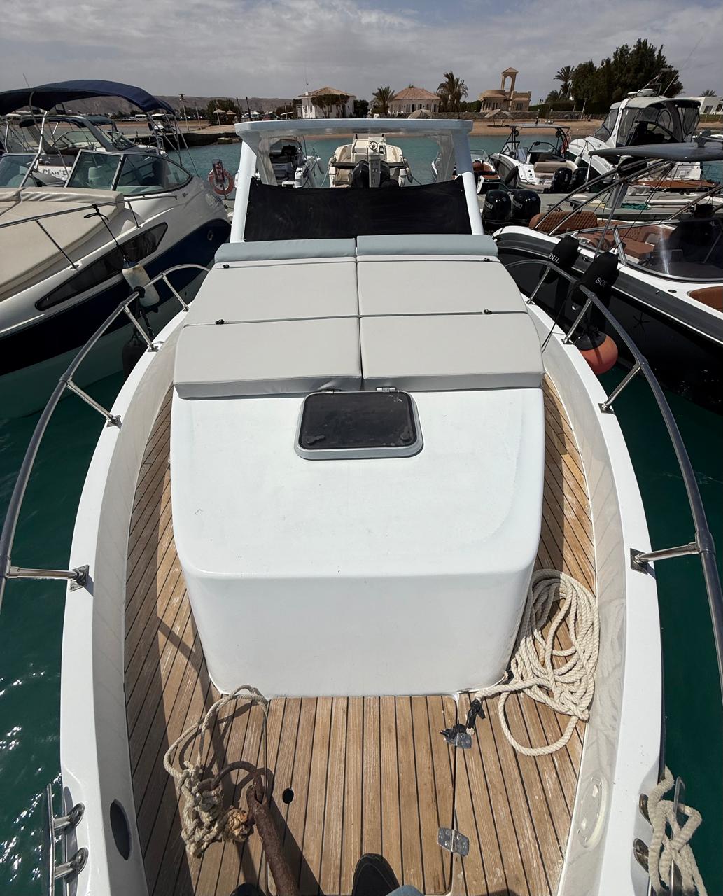 엘 구나: 무드 프라이빗 스피드보트 렌탈 투 바유드