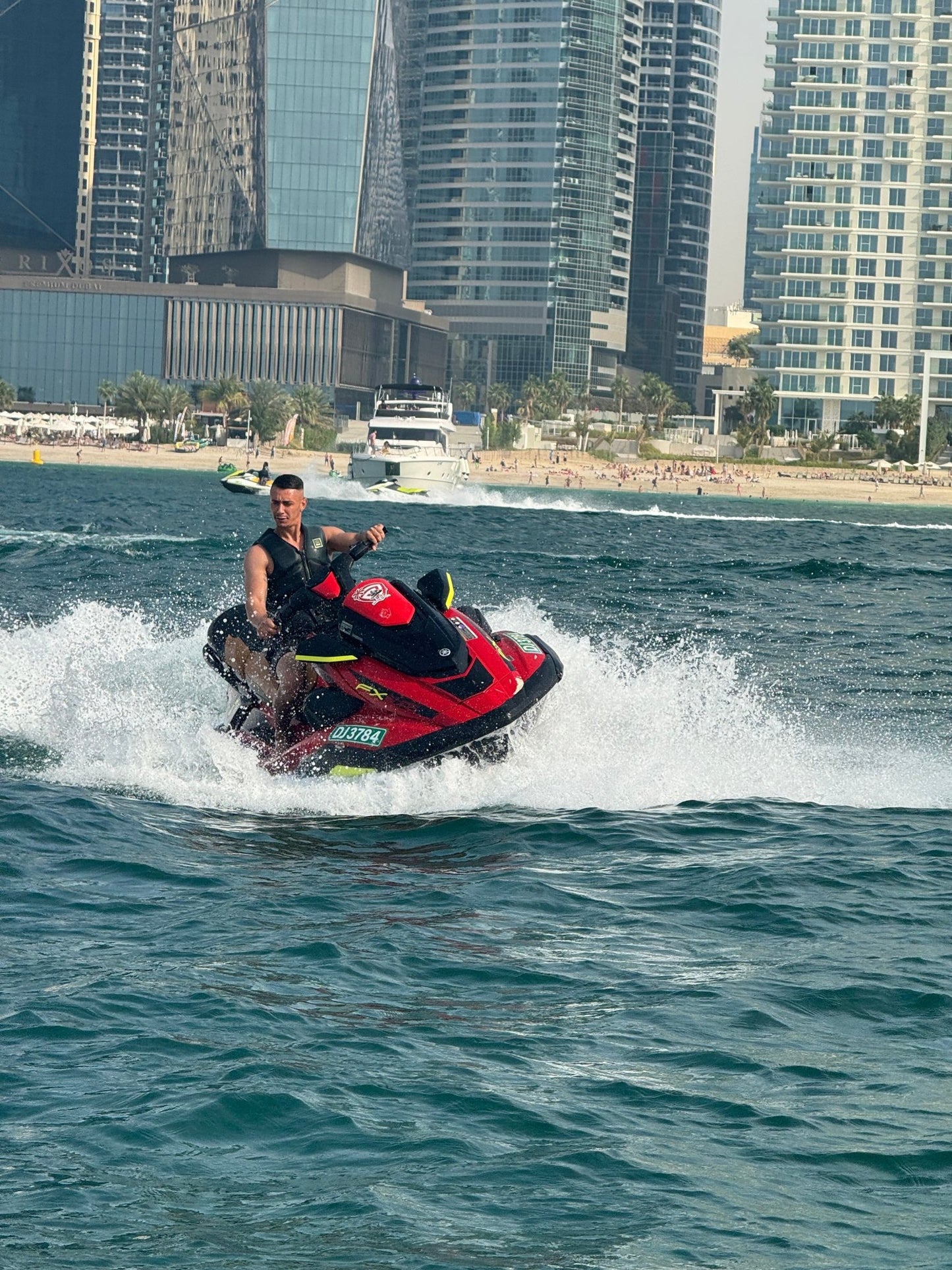 Dubai: Jet-Ski-Verleih in Dubai Marina