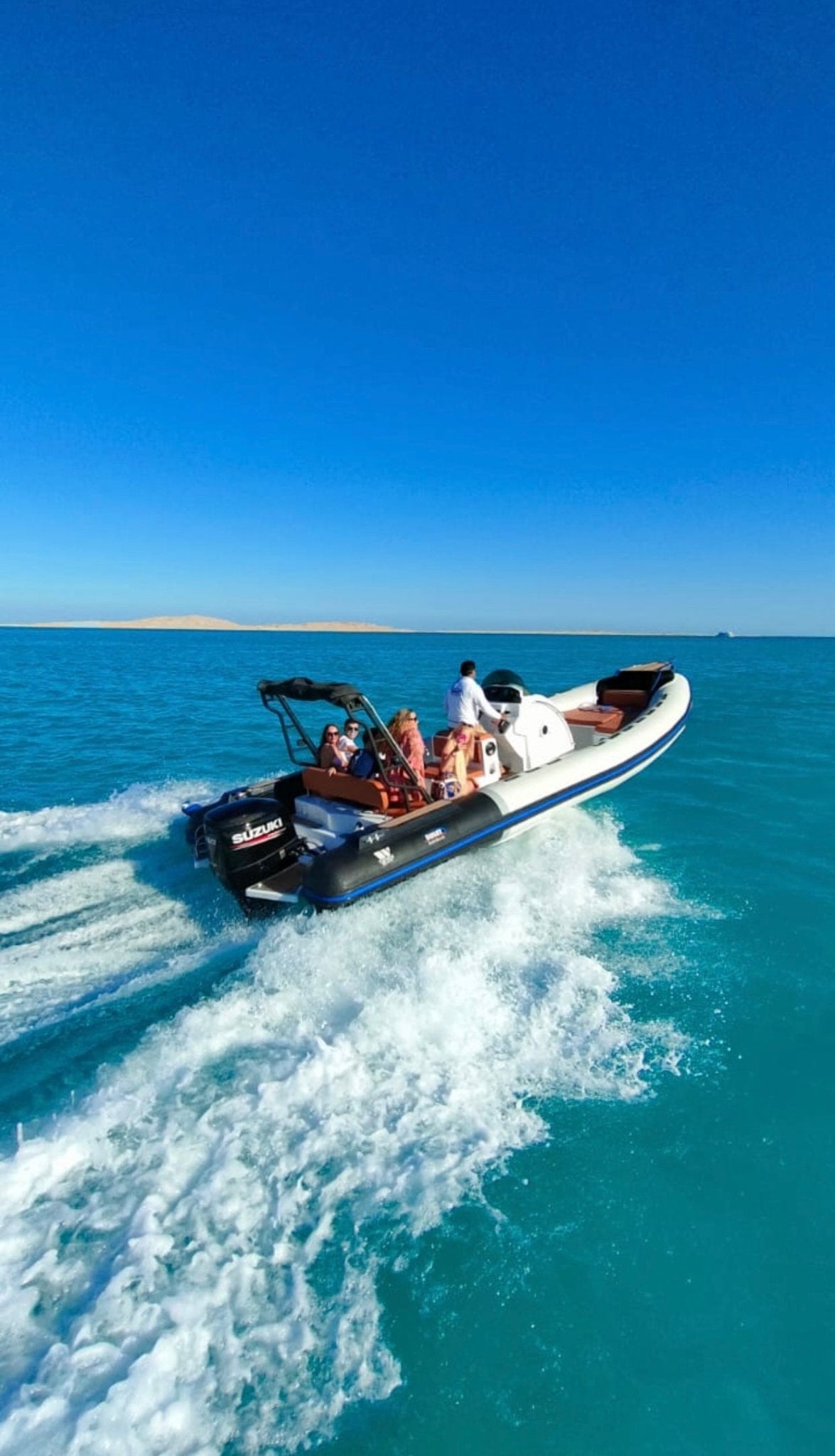 Hurghada: Wycieczka szybką łodzią z obserwacją delfinów