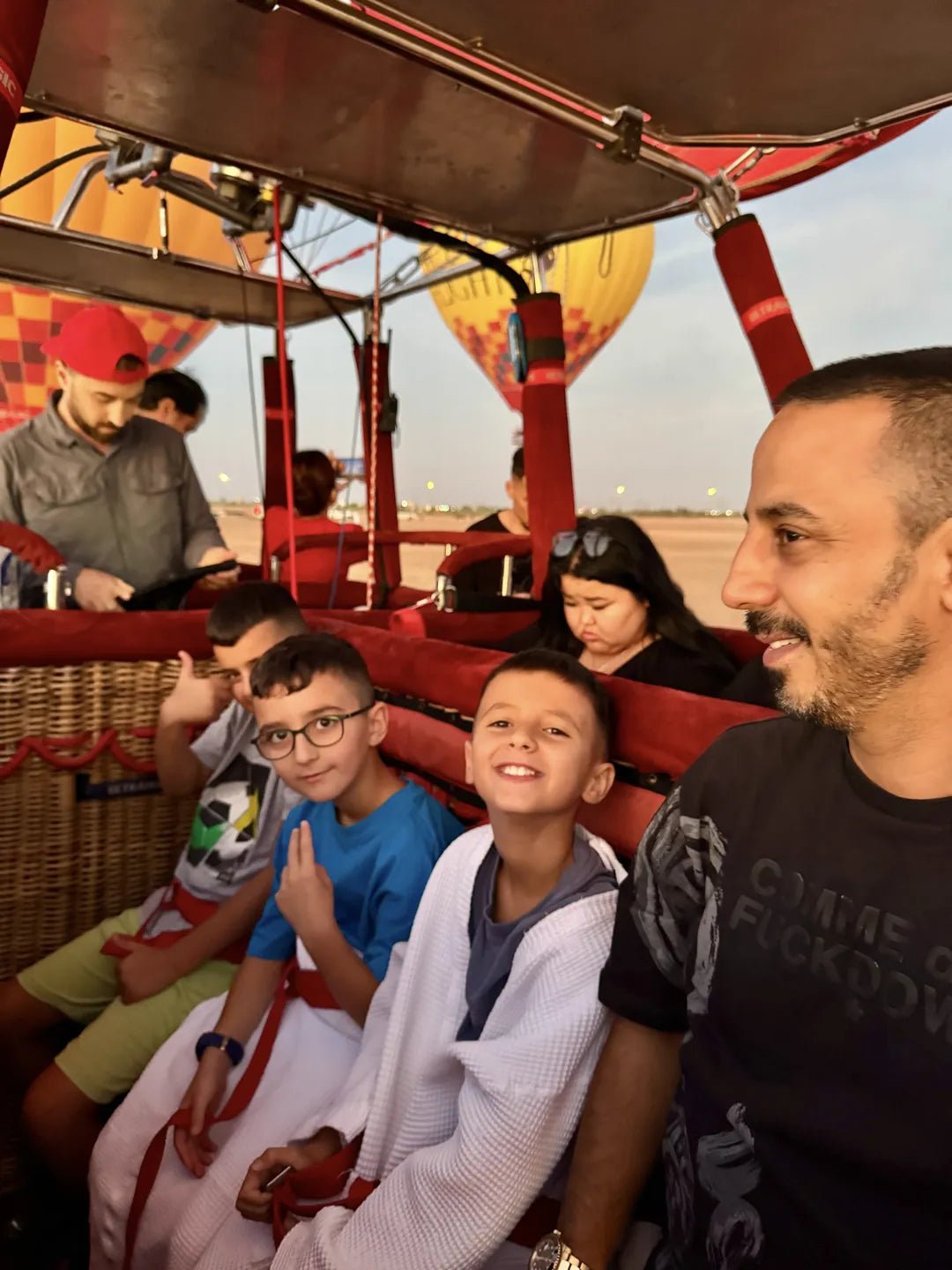 Dubaï : expérience magique en montgolfière avec transferts, rafraîchissements et collations