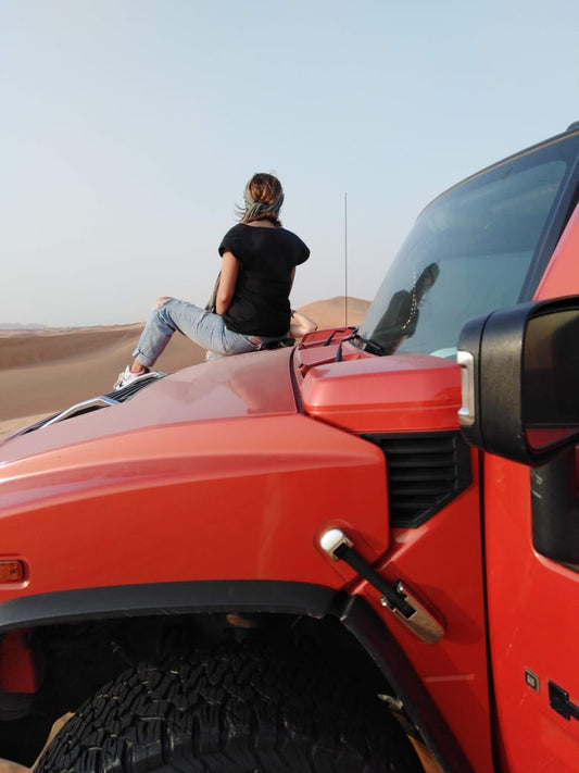 Dubai: Private Evening Desert Safari Package with VIP Hummer