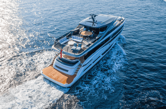 Dubai: Tour Privato in Yacht Princess Aura 95FT