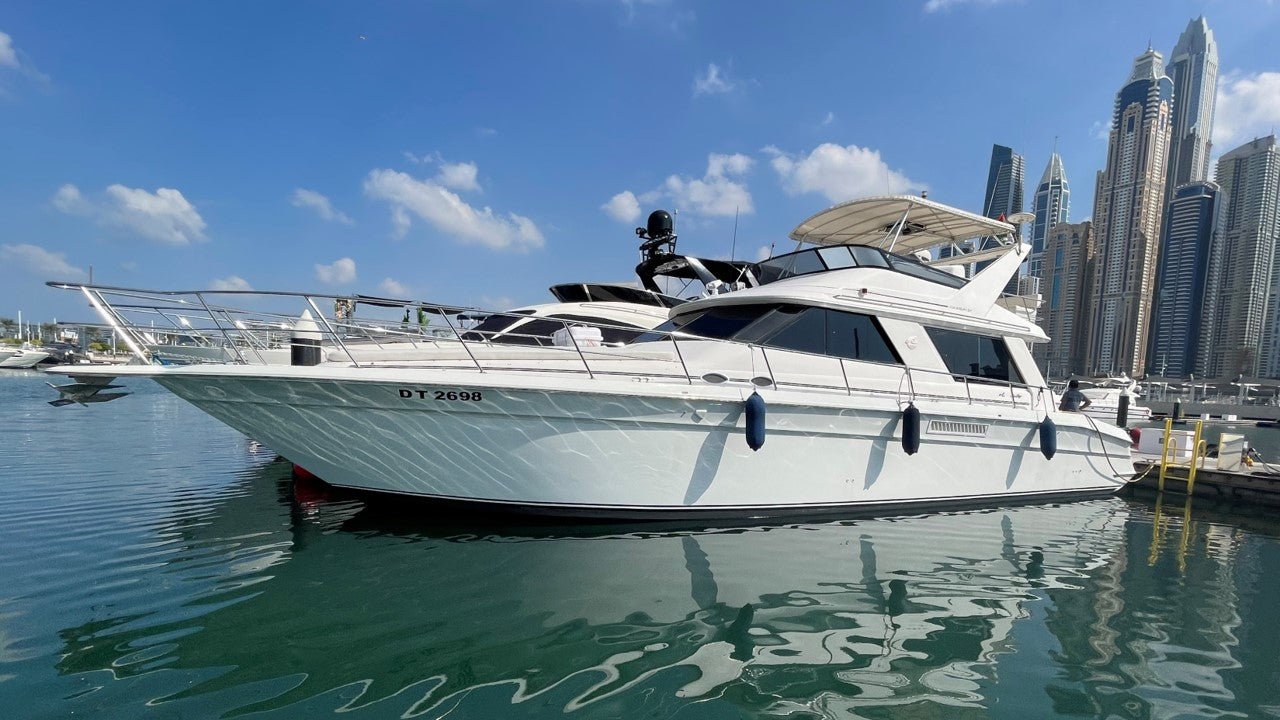 Dubaj: Amerykański jacht imprezowy Rhythm 58 FT
