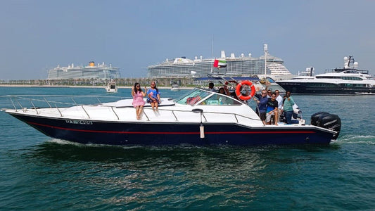 ドバイ:シンフォニー45FTラグジュアリースピードボート