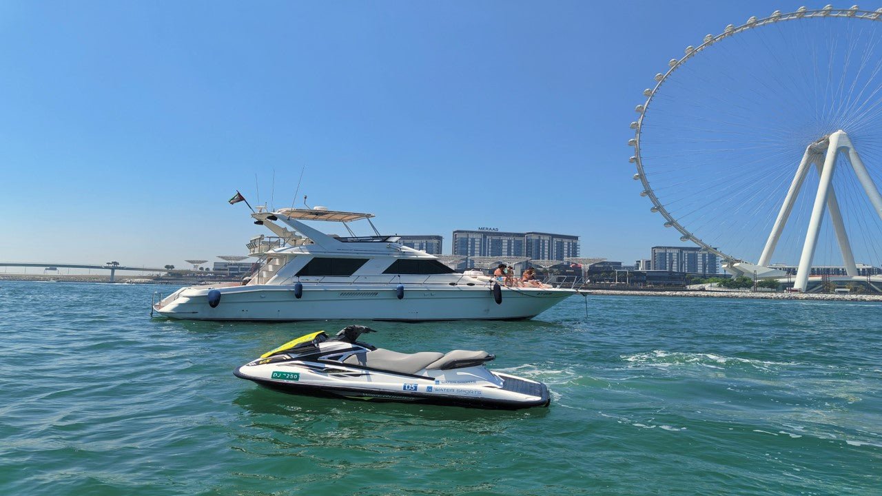 Dubaj: Amerykański jacht imprezowy Rhythm 58 FT