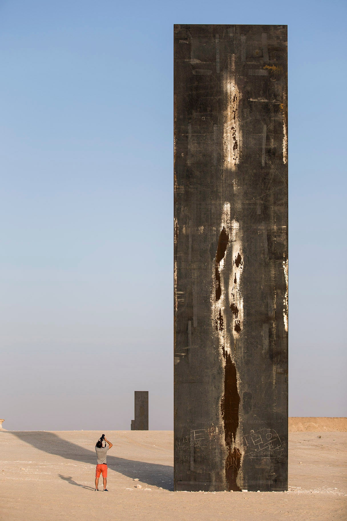 Vest-Qatar: Richard Serra-ørkenskulptur og Umbrella Rock-tur