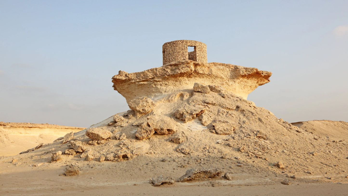 Vest-Qatar: Richard Serra-ørkenskulptur og Umbrella Rock-tur