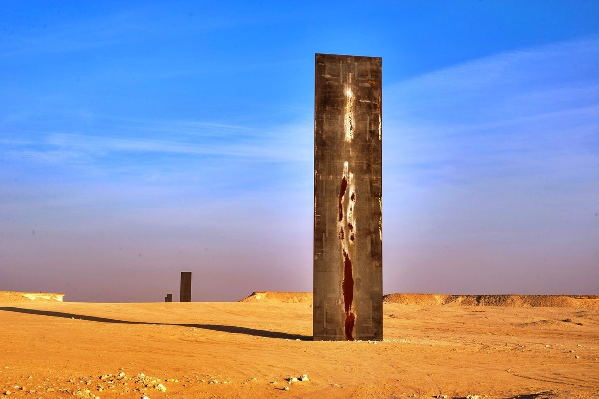 Vest-Qatar: Richard Serra-ørkenskulptur og Umbrella Rock-tur