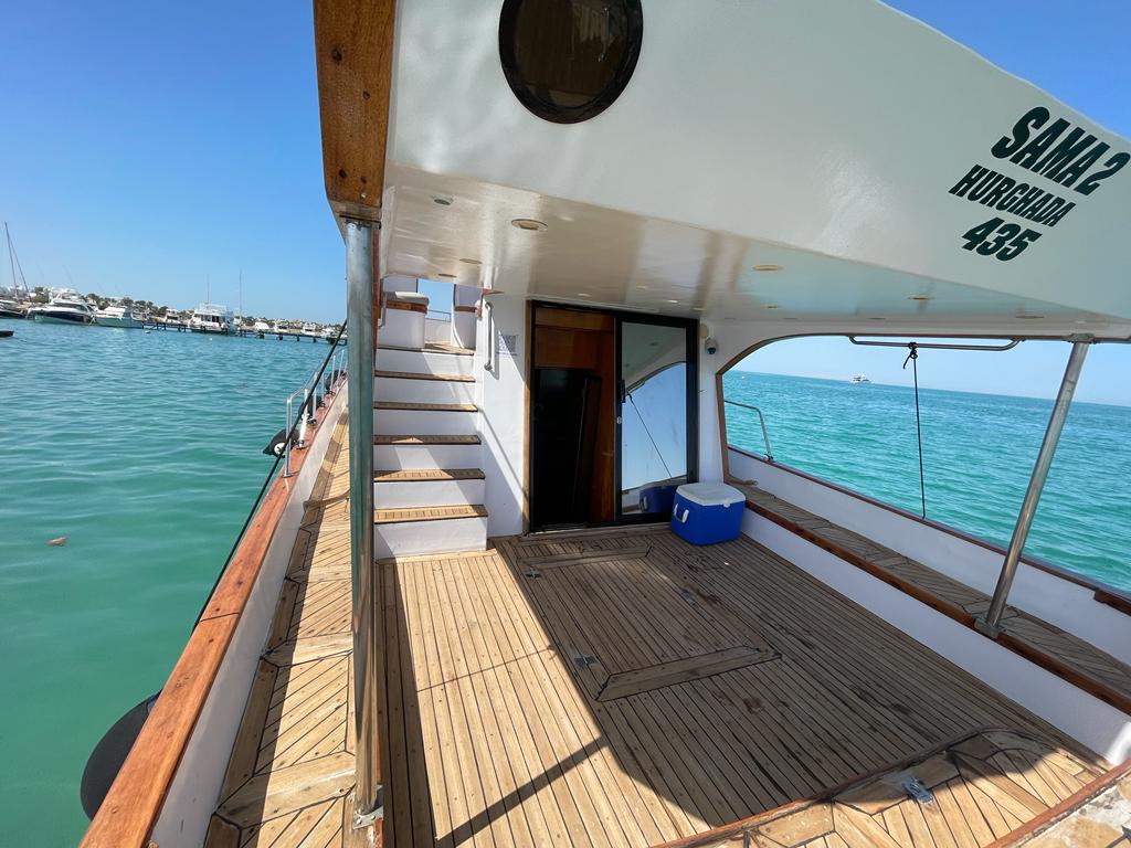 El Gouna: excursión de un día en barco privado a Bayoud