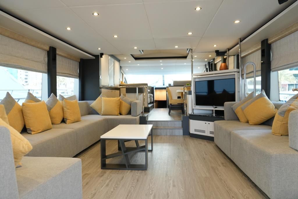 Majesty 77ft Yacht Dubai interior