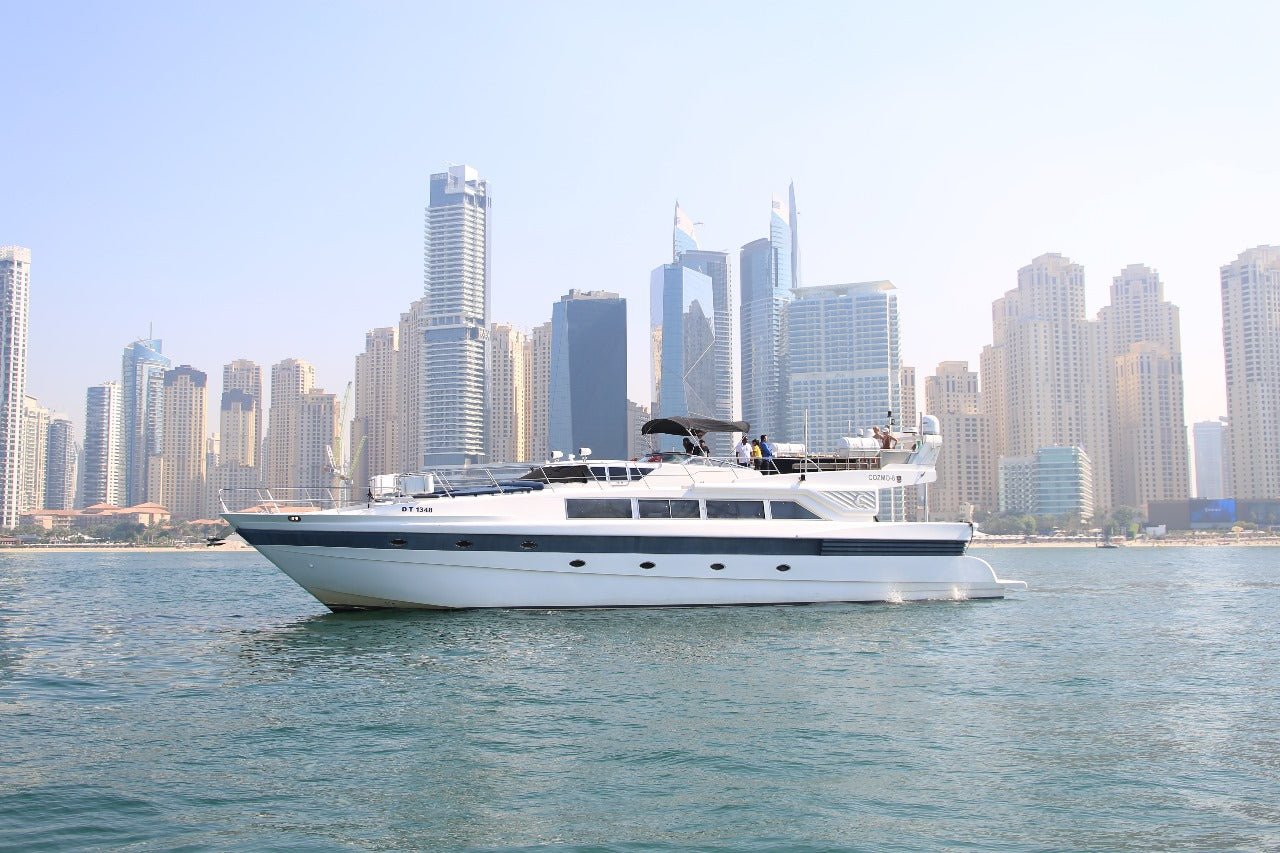 Dubái: tour privado Gulf Craft de 88 pies