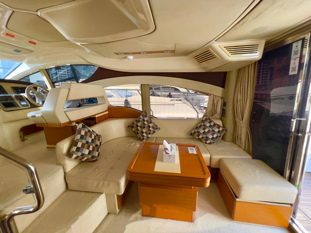 Dubai: Tour Privato Azimut 45FT