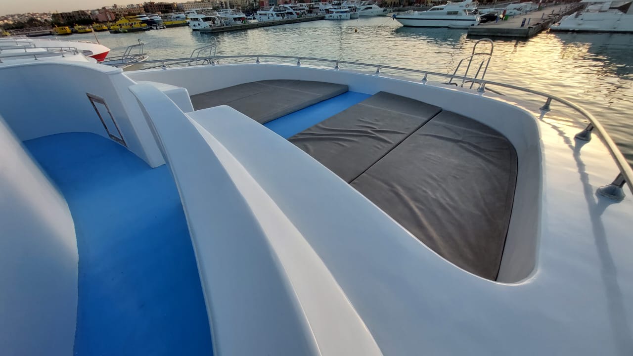 Hurghada: viagem de mergulho com snorkel em barco particular ALS-Voyage com lanches e refrigerantes